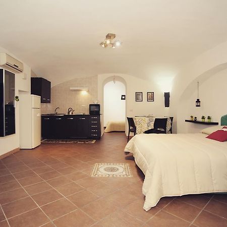 Appartement La Grotta Di Partenope à Naples Extérieur photo