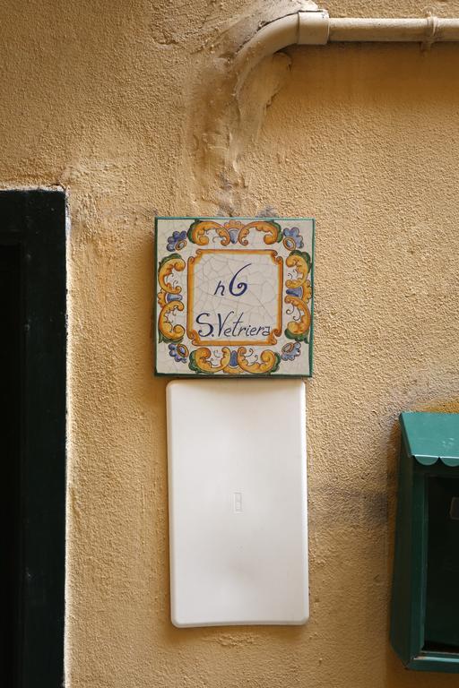 Appartement La Grotta Di Partenope à Naples Extérieur photo