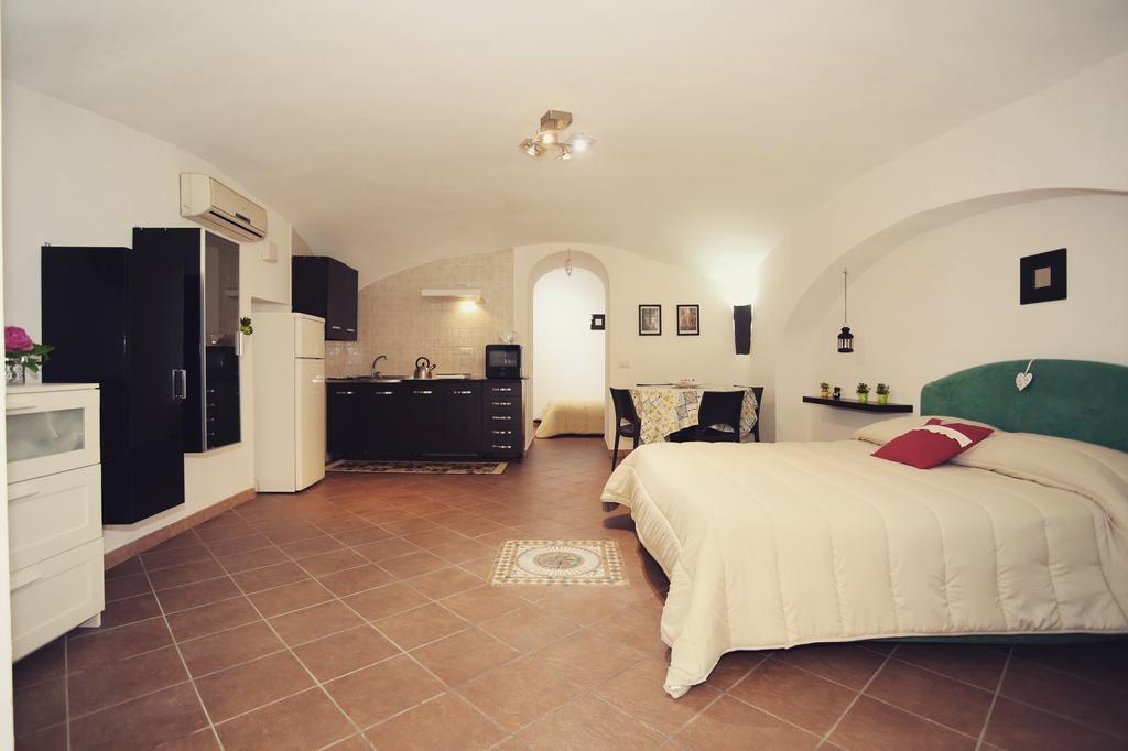 Appartement La Grotta Di Partenope à Naples Extérieur photo